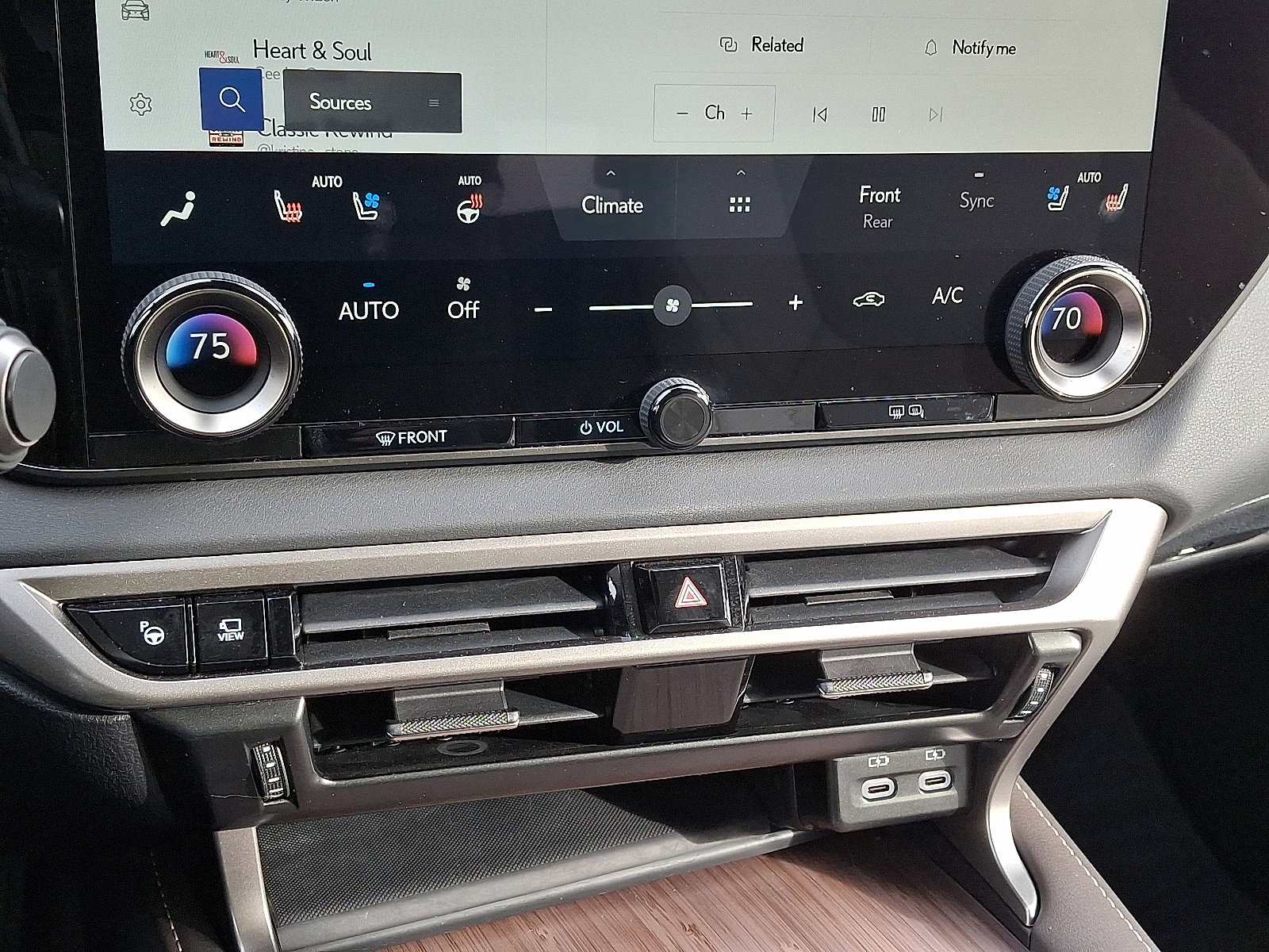 Used 2024 Lexus RX 350 Premium image 16