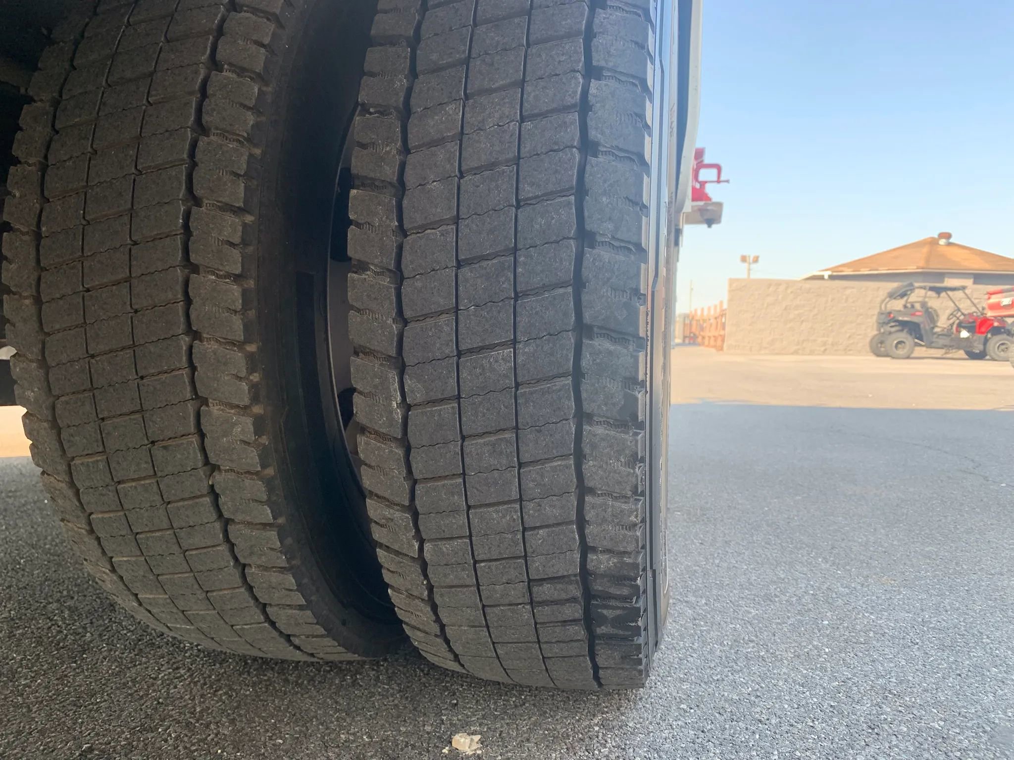Used 2016 Ford F550 4x4 Regular Cab Super Duty image 45