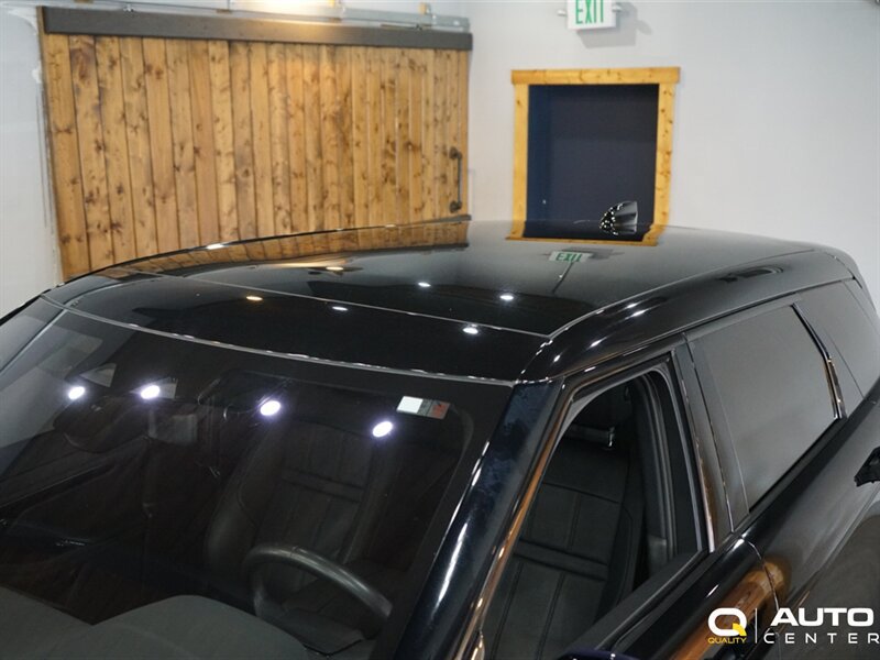 Used 2021 Land Rover Range Rover Evoque R-Dynamic SE AWD/4WD image 8