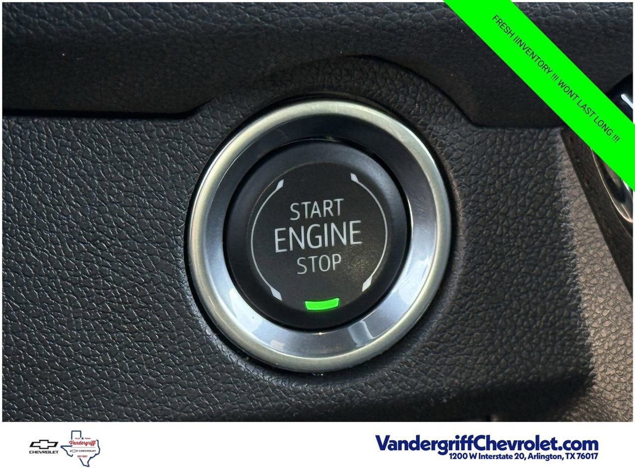 Certified 2025 Chevrolet Traverse LT FWD image 16