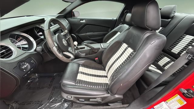 Used 2011 Ford Mustang Shelby GT500 w/ SVT Performance Pkg image 18