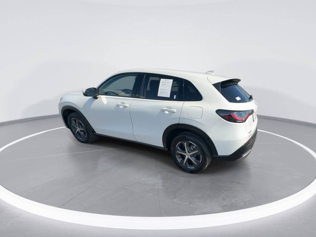 Used 2023 Honda HR-V EX-L image 6