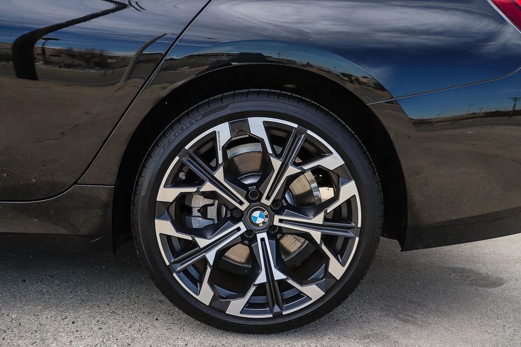 Certified 2025 BMW 330i Sedan w/ Convenience Package image 13