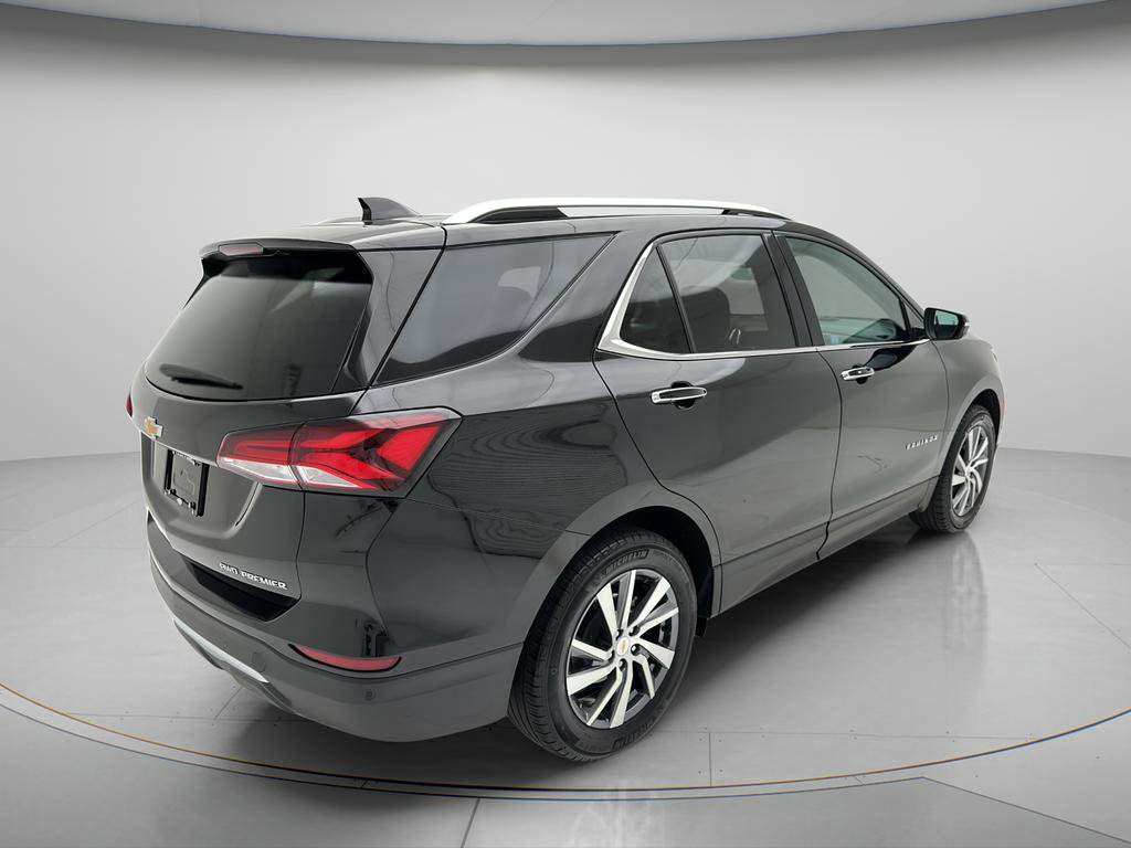 Used 2024 Chevrolet Equinox Premier AWD/4WD image 7
