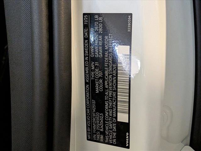 New 2026 Volvo XC60 B5 Plus w/ Climate Package image 20