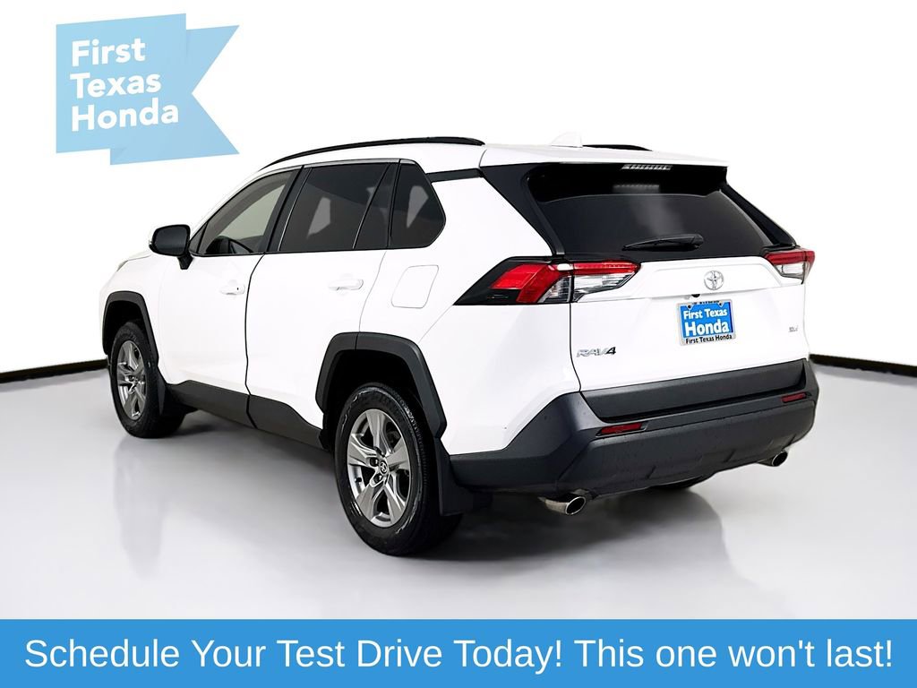 Used 2024 Toyota RAV4 XLE w/ Convenience Package image 5
