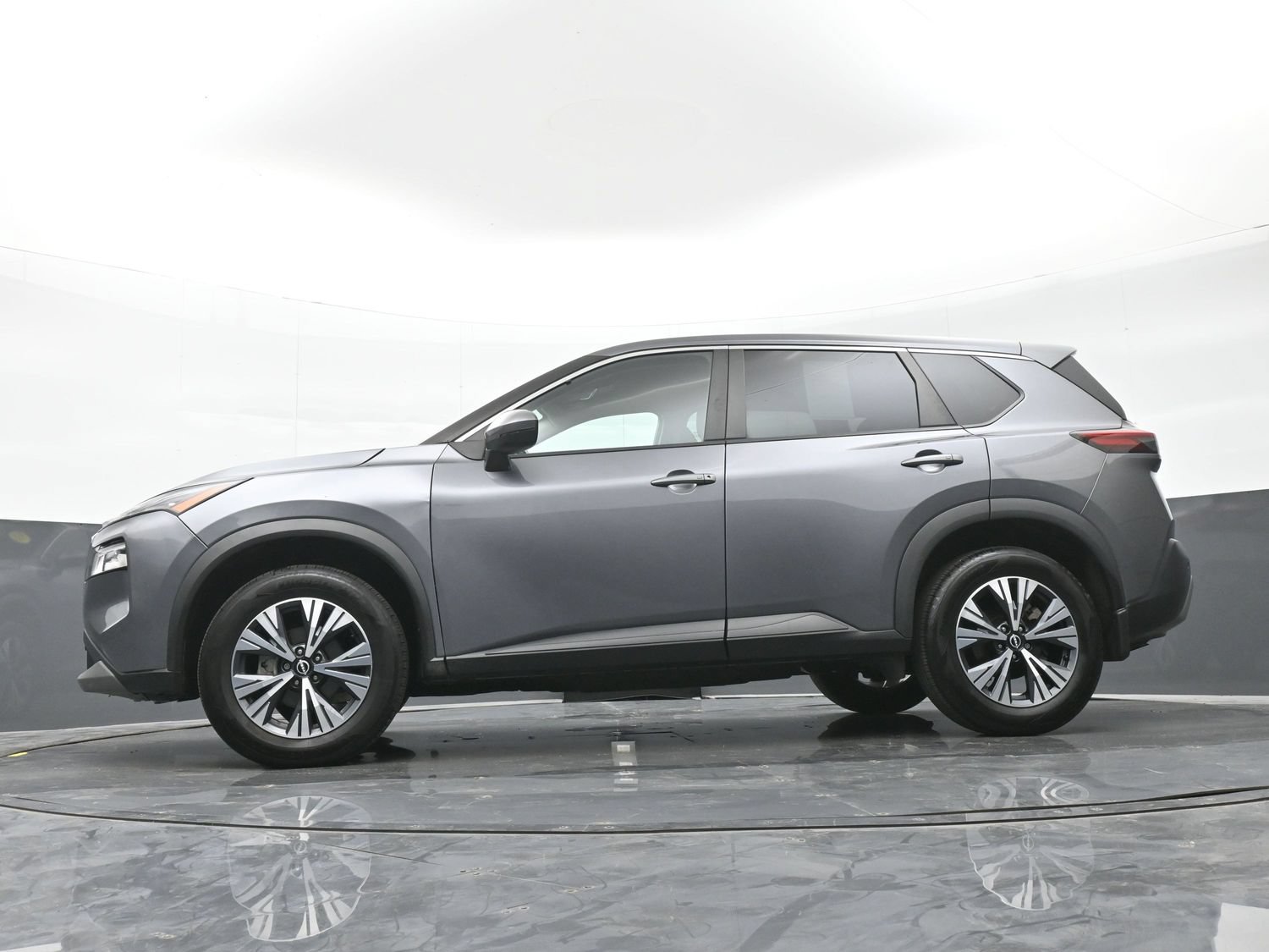 Used 2022 Nissan Rogue SV AWD/4WD image 44