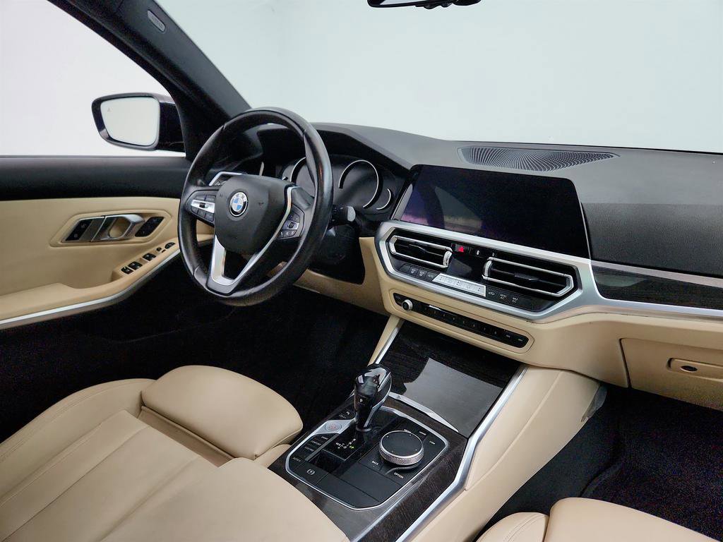Used 2019 BMW 330i Sedan w/ Convenience Package RWD image 25