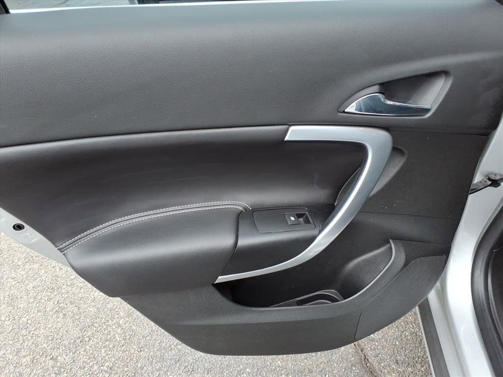 Used 2017 Buick Regal Premium w/ Driver Confidence Package #1 image 19