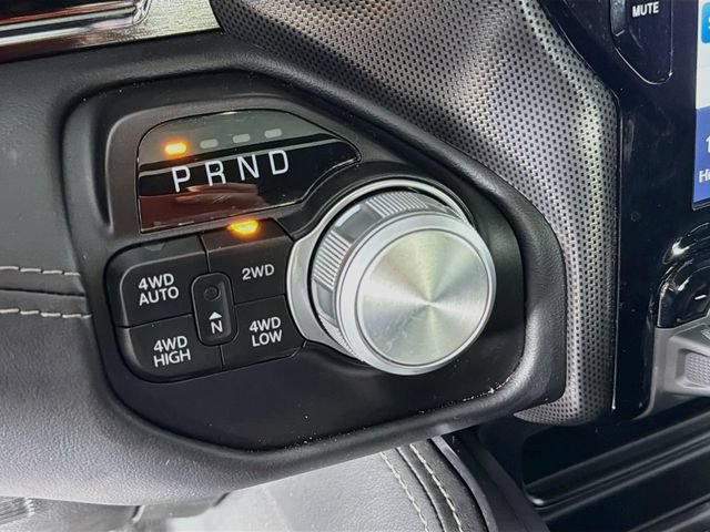 Used 2023 RAM 1500 Limited AWD/4WD image 17