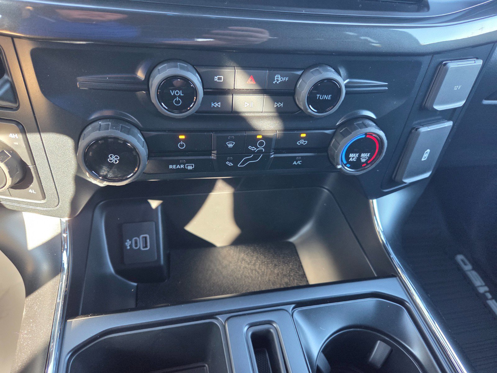 New 2025 Ford F150 STX w/ STX Black Appearance Package image 15