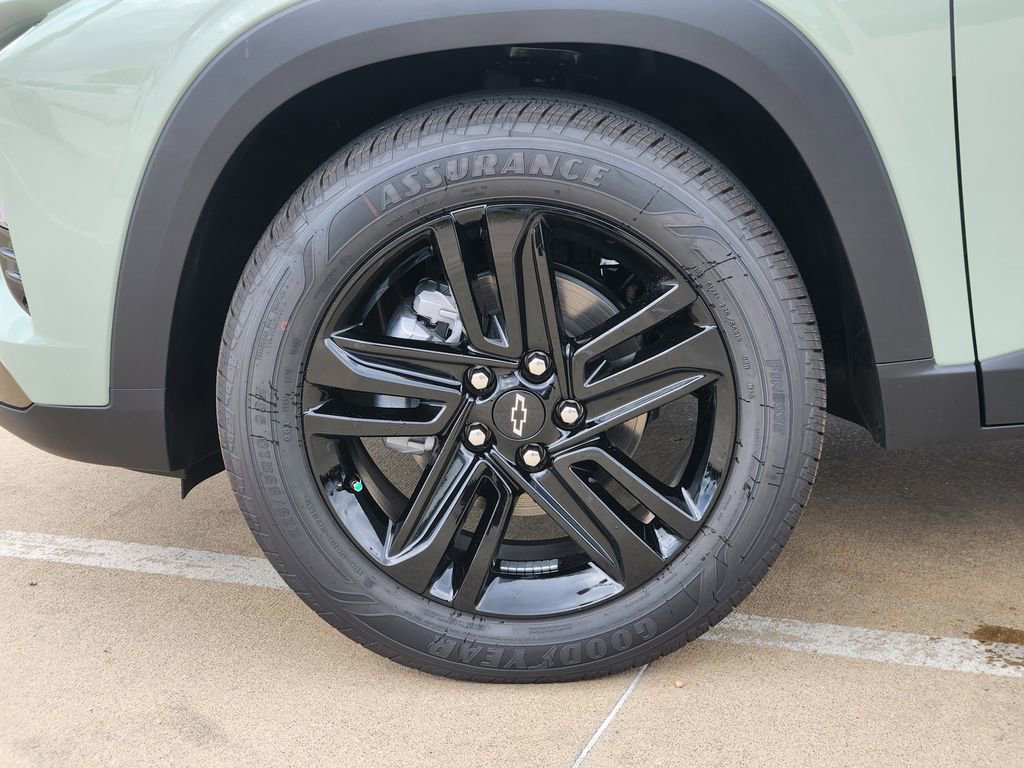 New 2026 Chevrolet Trax ACTIV w/ Driver Confidence Package image 9