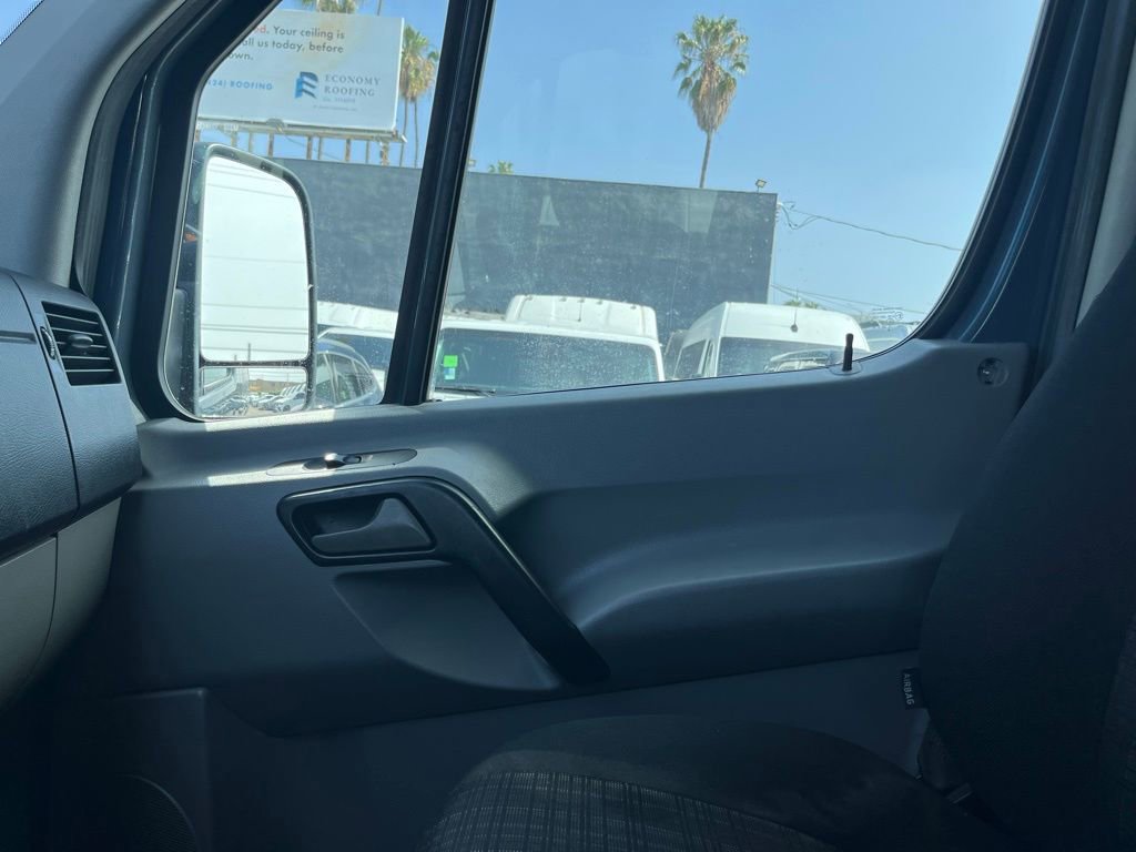 Used 2018 Mercedes-Benz Sprinter 2500 image 16