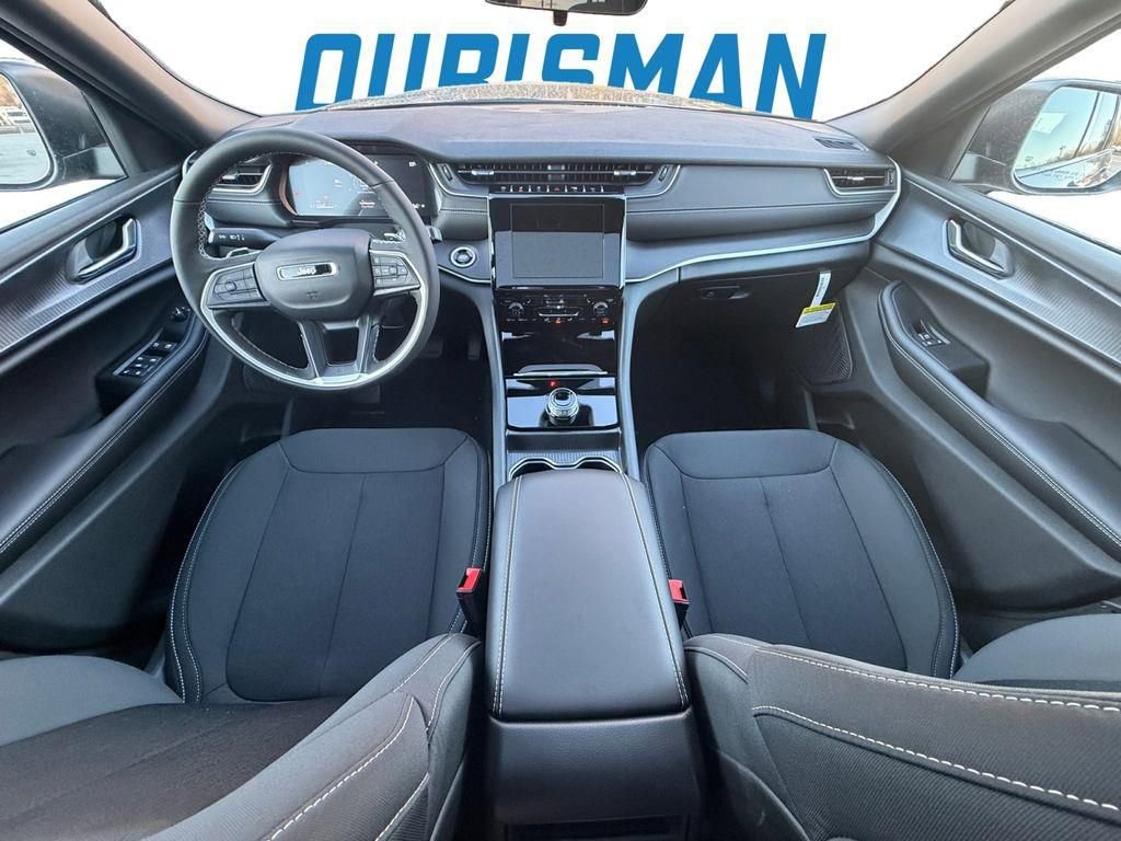 New 2025 Jeep Grand Cherokee Laredo X w/ Luxury Tech Group I image 21