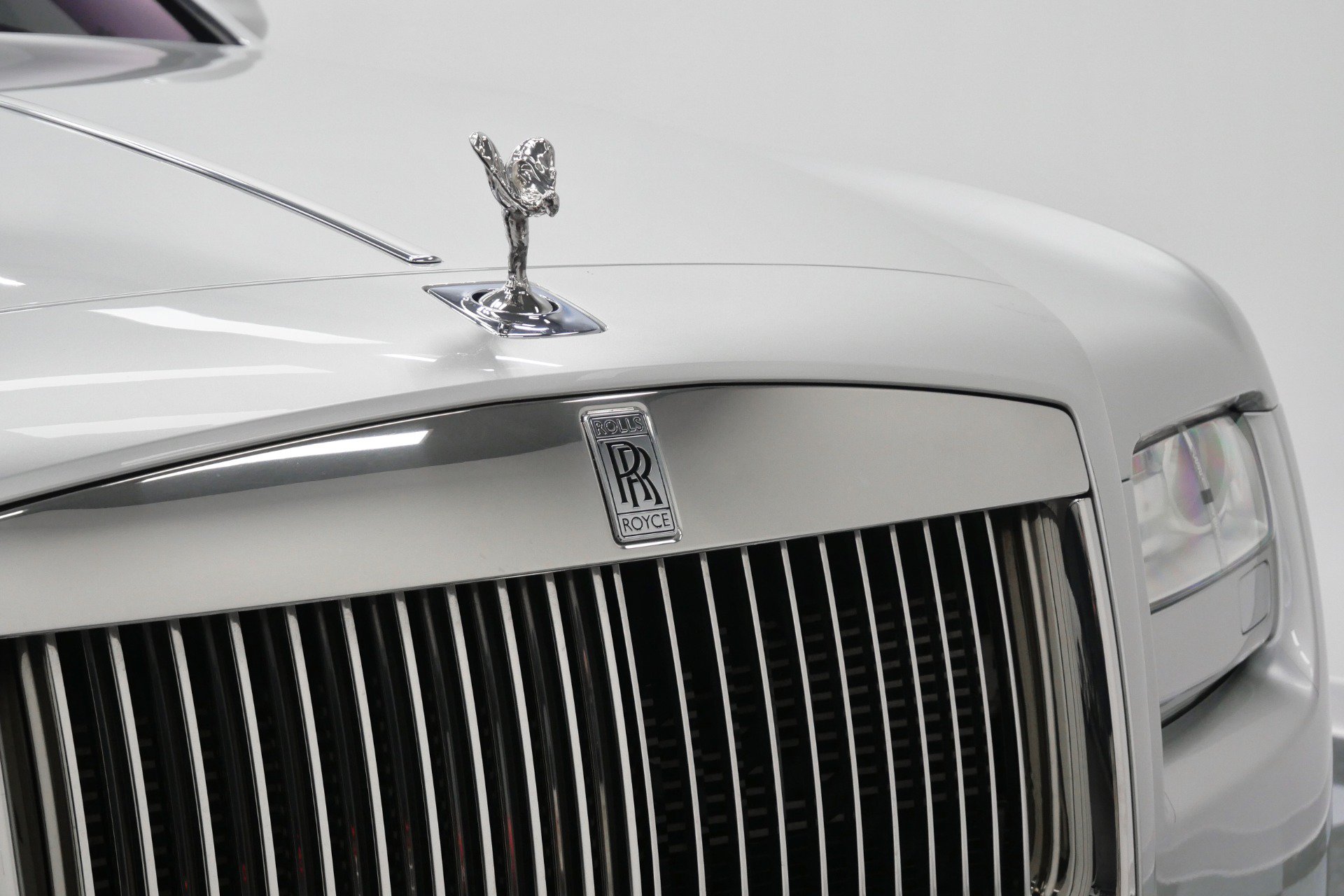Used 2013 Rolls-Royce Ghost RWD image 38
