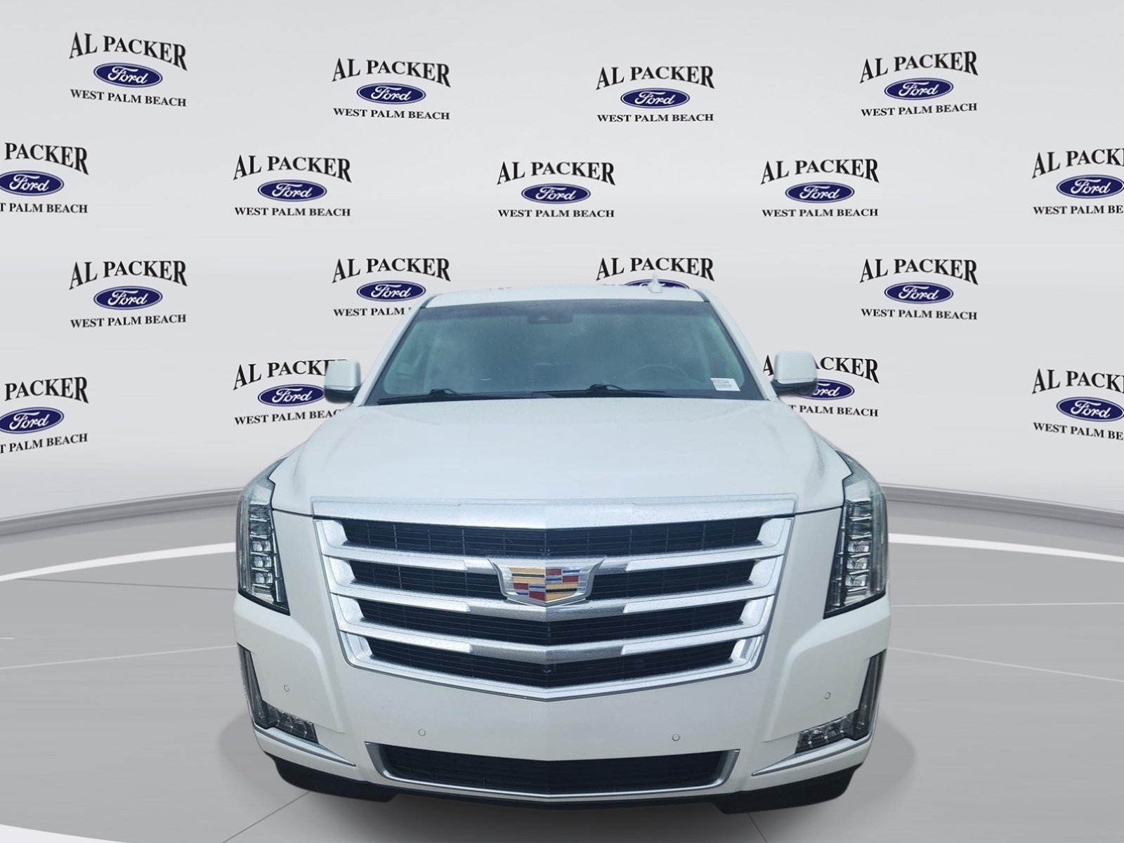 Used 2019 Cadillac Escalade ESV Luxury RWD image 9