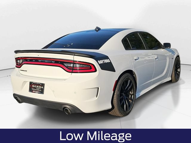 Used 2023 Dodge Charger Scat Pack w/ Daytona Edition Group RWD image 4
