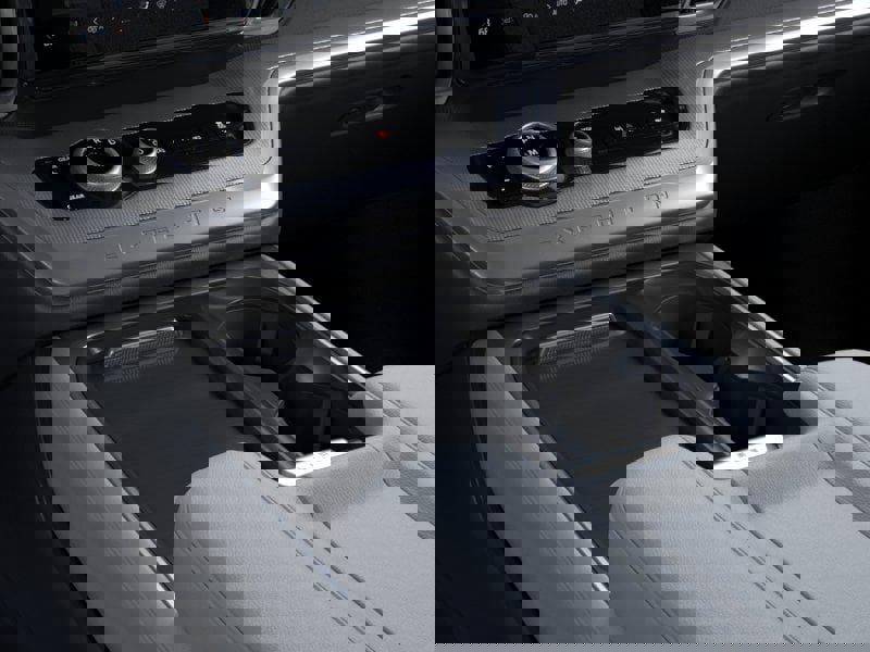 New 2026 Ford Expedition Active image 15