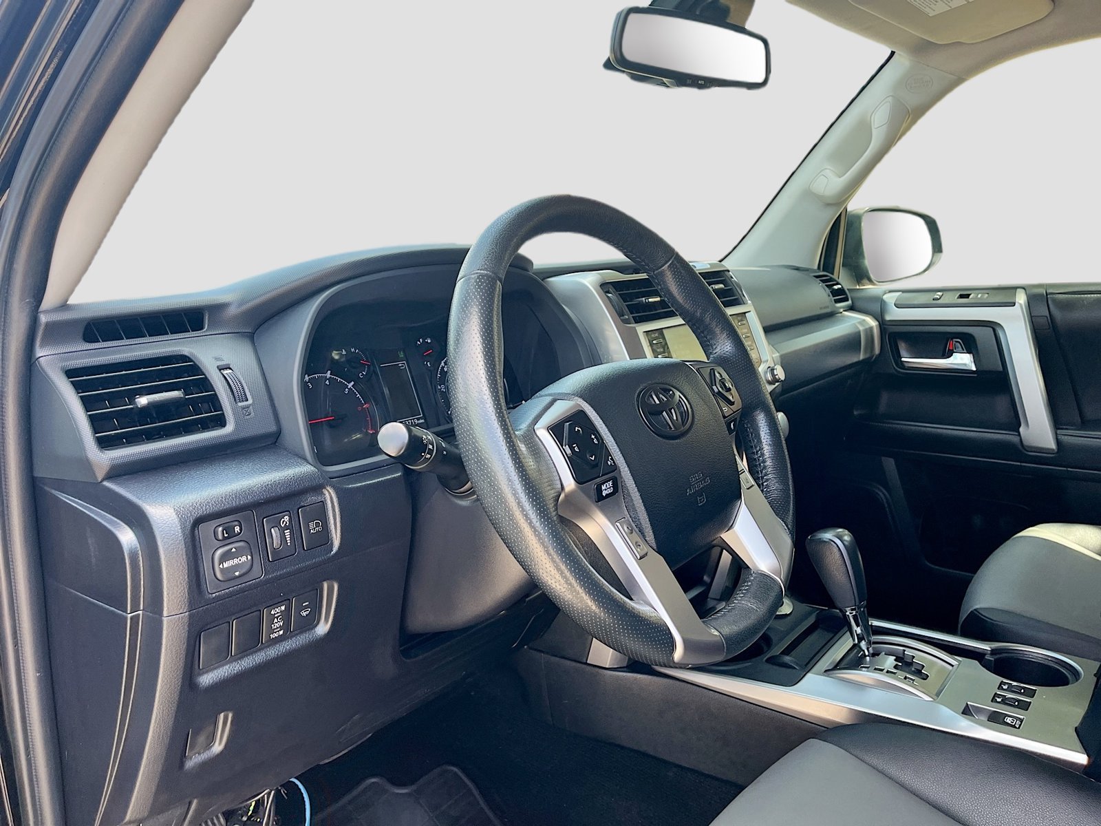Used 2023 Toyota 4Runner SR5 Premium AWD/4WD image 9