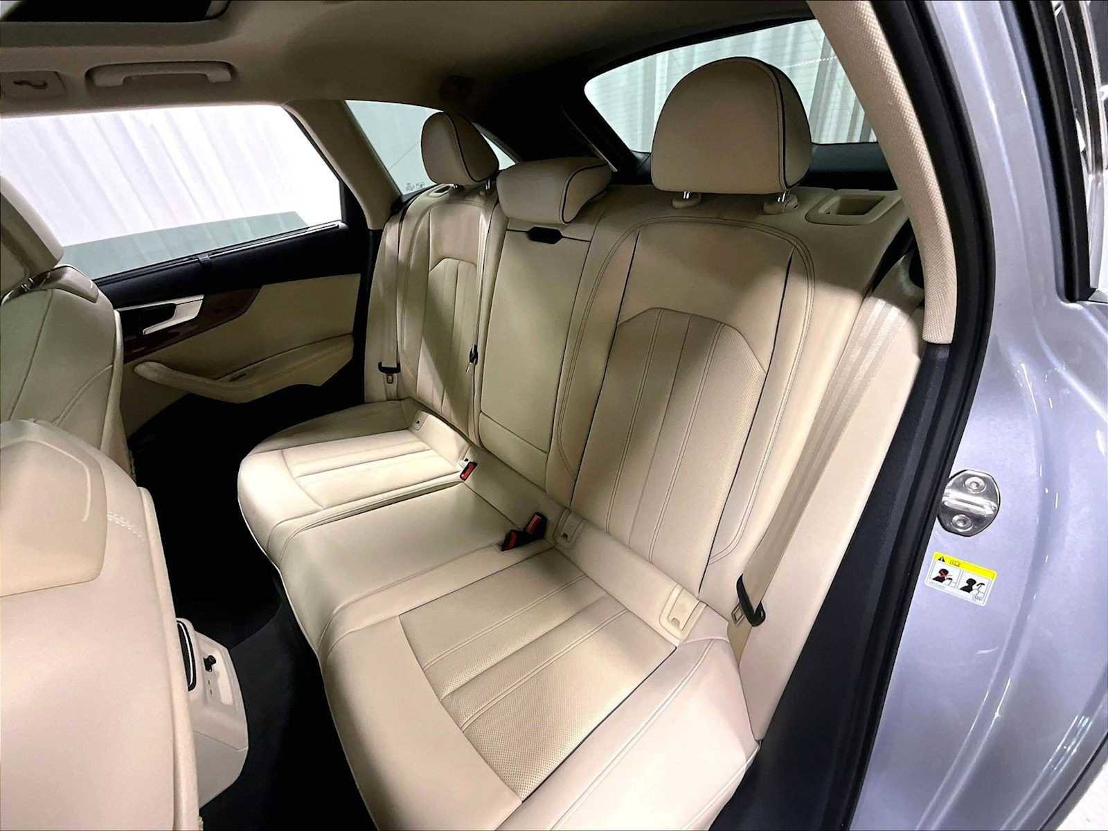 Used 2024 Audi A4 2.0T allroad Premium Plus w/ Premium Plus Package image 30