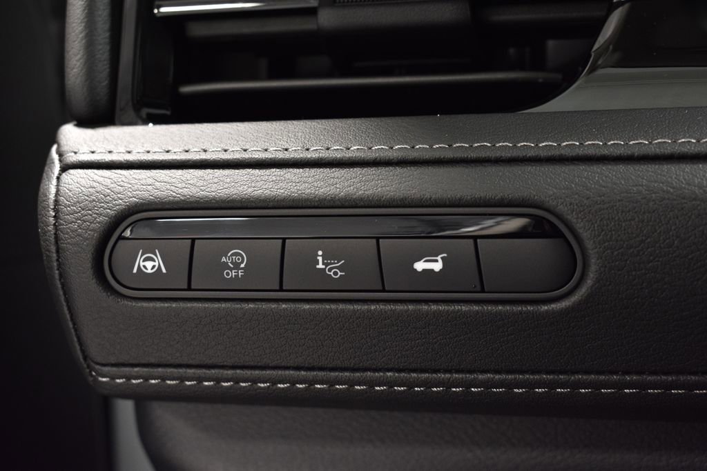 New 2026 INFINITI QX80 Luxe w/ Cargo Package image 18