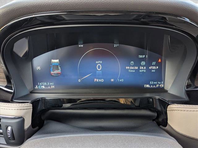 Used 2023 Lincoln Corsair Reserve image 11