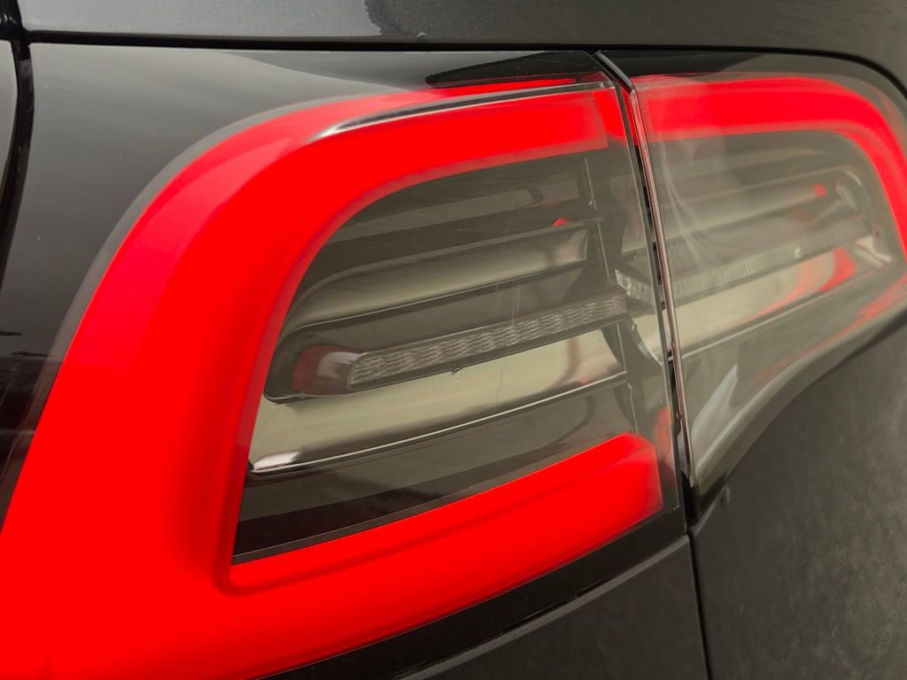 Used 2018 Tesla Model 3 Long Range image 28