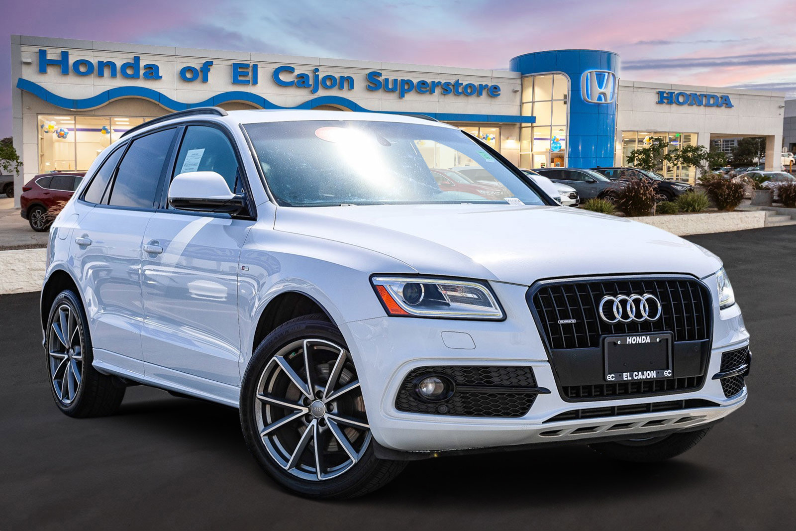 Used 2016 Audi Q5 TDI Premium Plus w/ Technology Package image 1