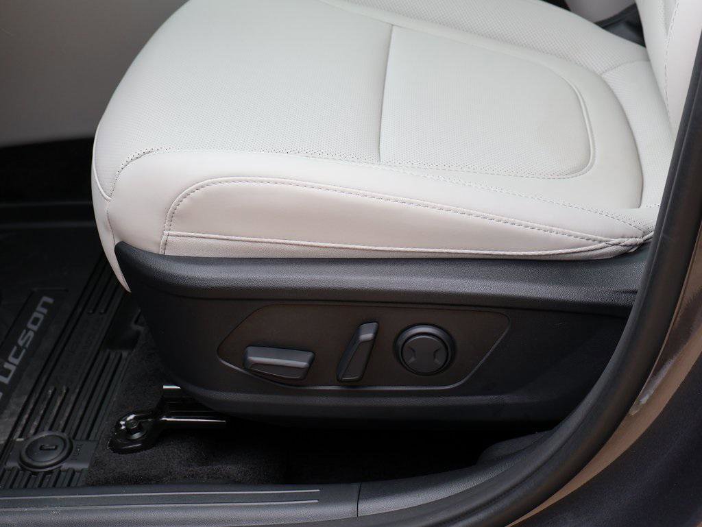 New 2025 Hyundai Tucson SEL image 25