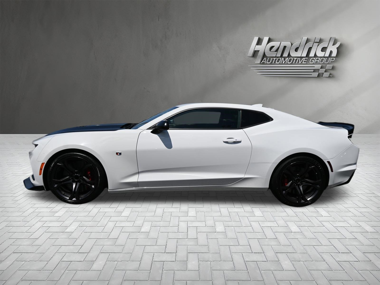 Used 2023 Chevrolet Camaro SS RWD image 8