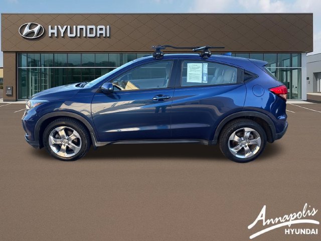 Used 2017 Honda HR-V LX image 2