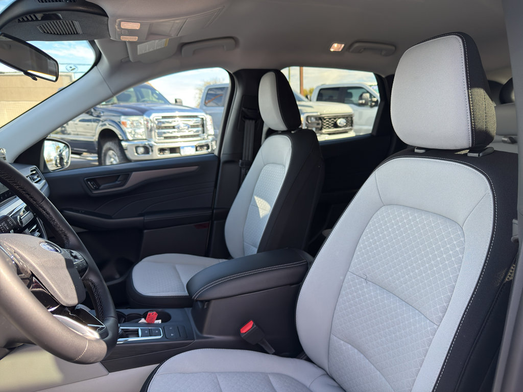 New 2026 Ford Escape Active w/ Cold Weather Package image 10