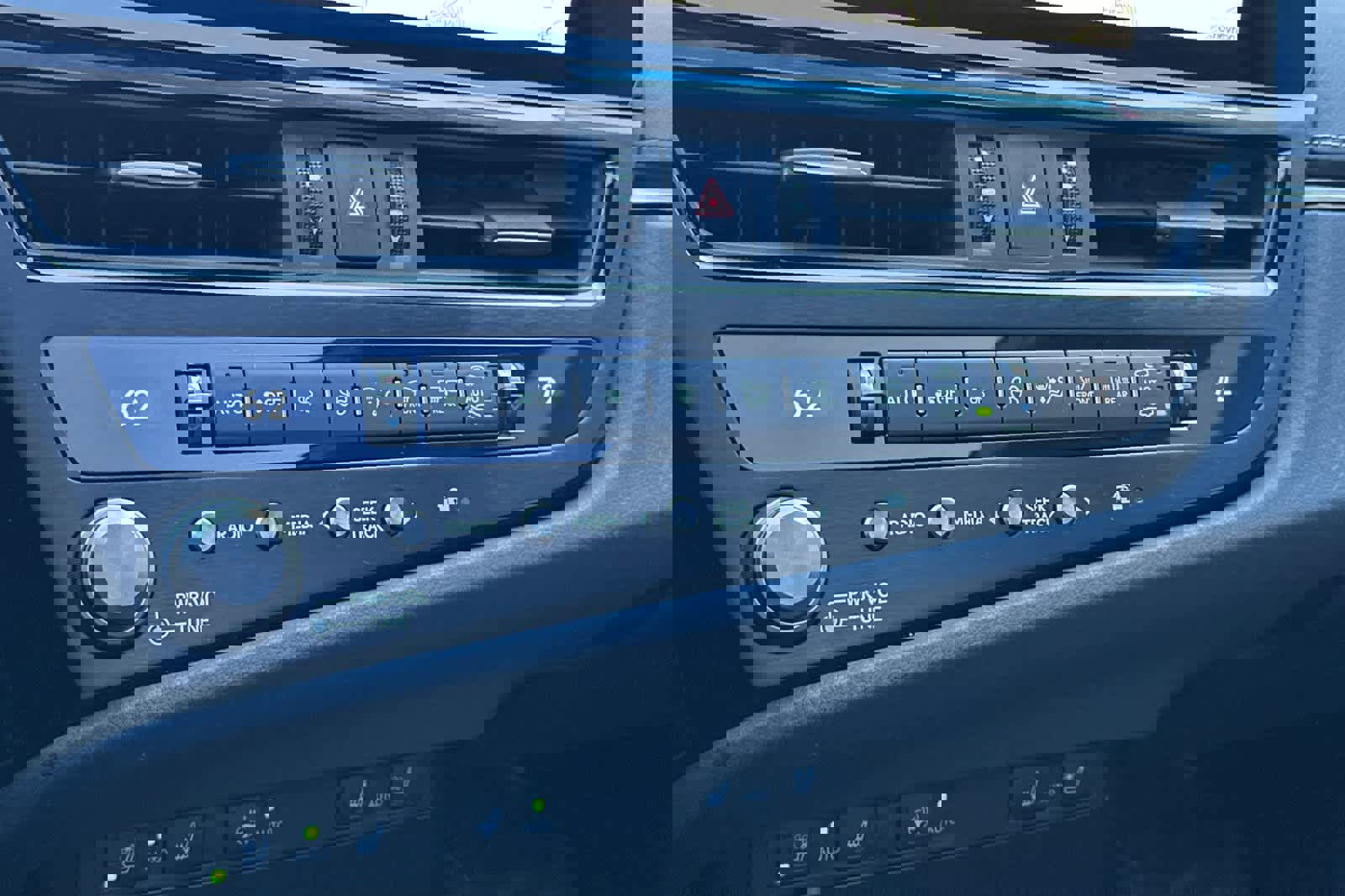 Used 2025 Lexus ES 350 w/ Premium Package image 22