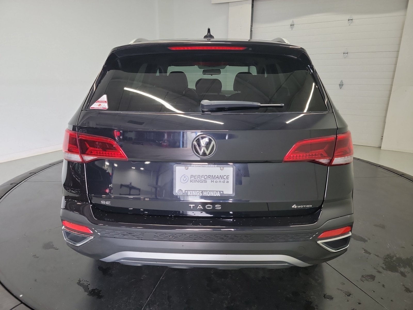 Used 2022 Volkswagen Taos SE AWD/4WD image 8