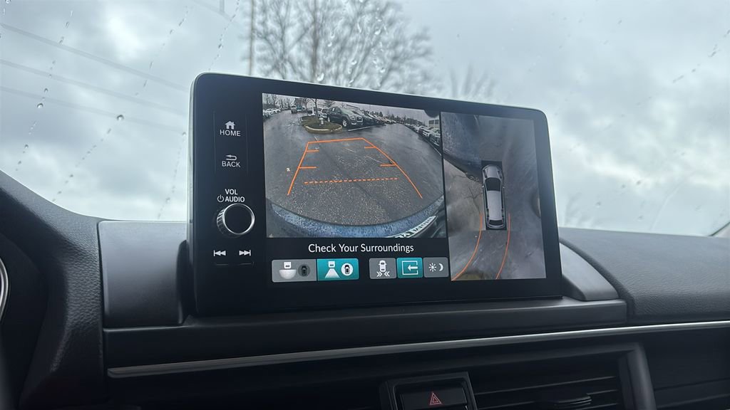 Used 2023 Honda Pilot Elite image 23