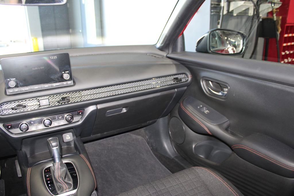 Used 2023 Honda HR-V Sport image 23