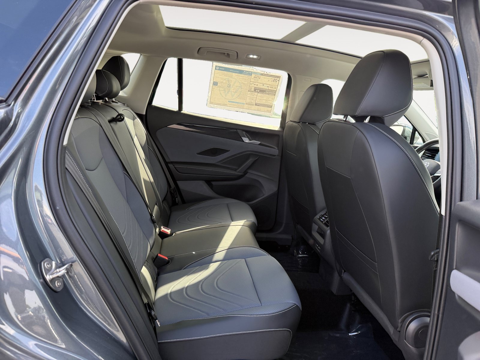 New 2026 Volkswagen Tiguan SE AWD/4WD image 18