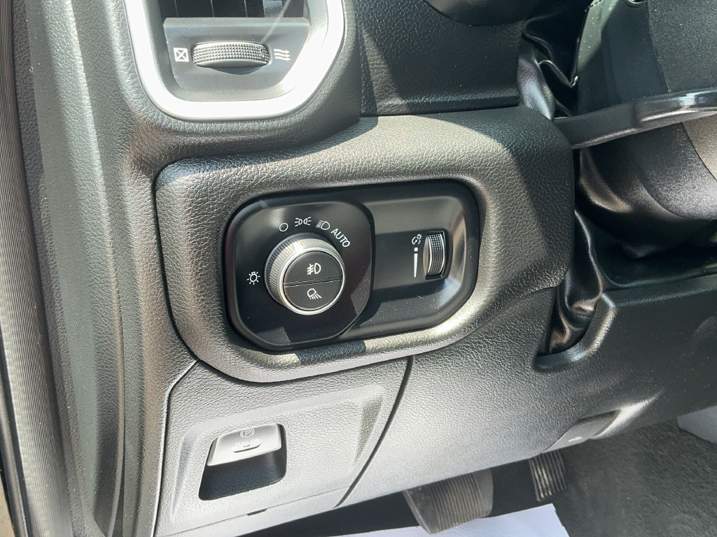 Used 2023 RAM 1500 Big Horn w/ Trailer Tow Group RWD image 20