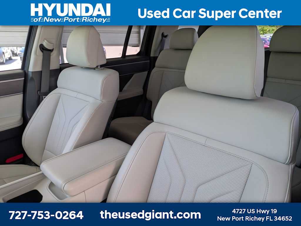 Used 2026 Hyundai Santa Fe SEL w/ Tow & Go Package FWD image 6