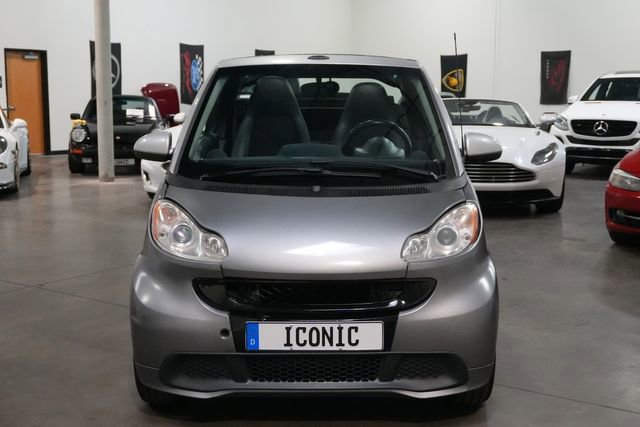 Used 2013 smart fortwo passion image 2