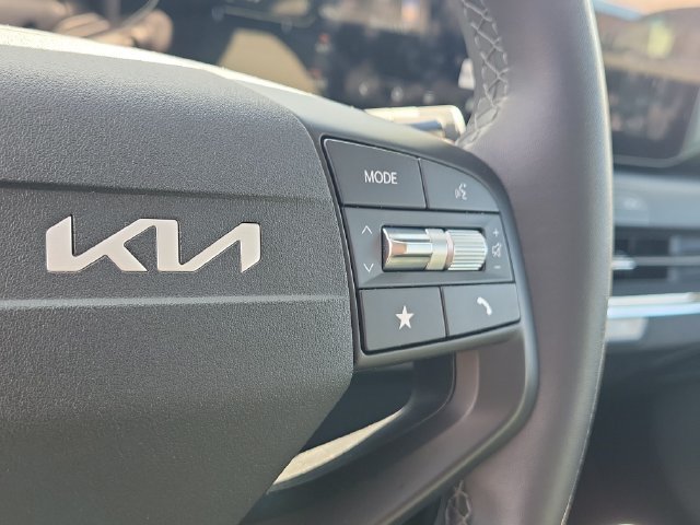 Used 2025 Kia K4 EX FWD image 28