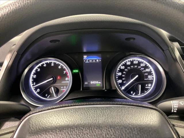 Used 2020 Toyota Camry LE w/ Convenience Package FWD image 24