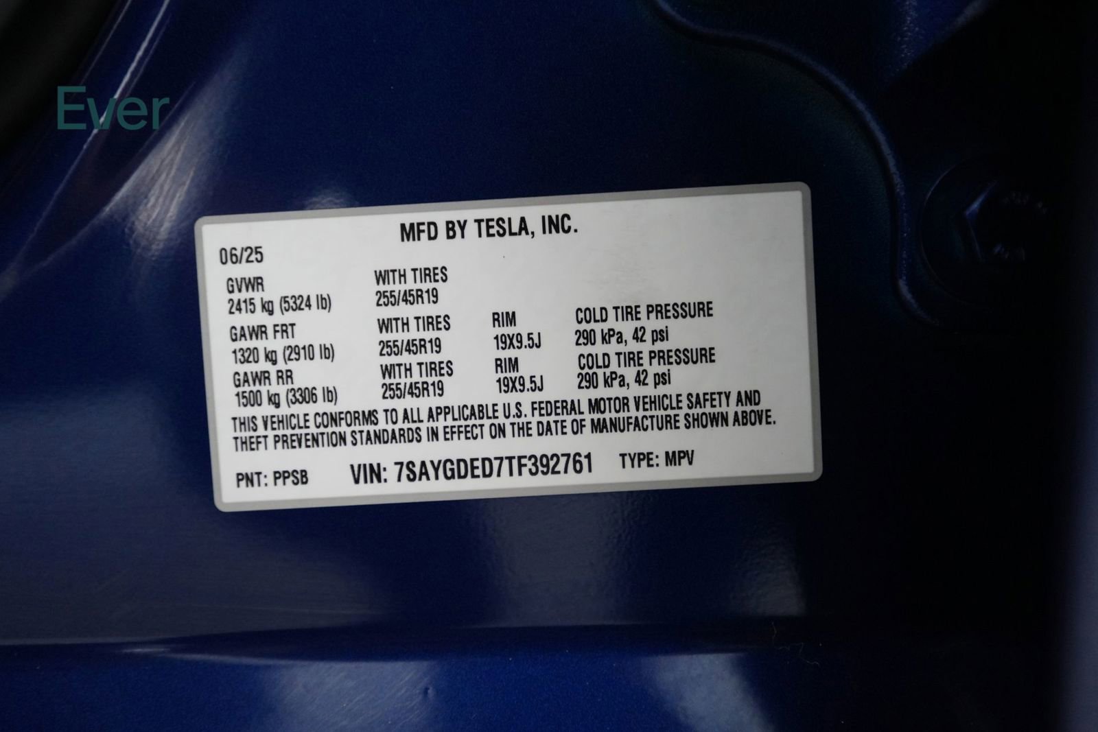 Used 2026 Tesla Model Y 2WD image 27