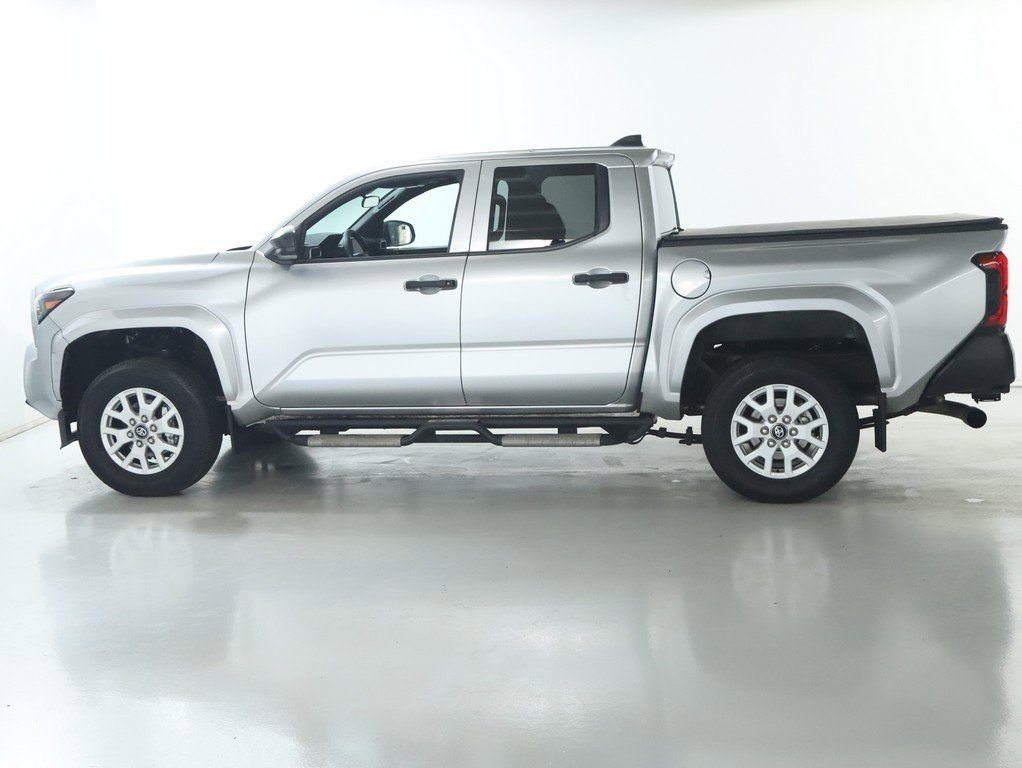 Used 2024 Toyota Tacoma SR image 38