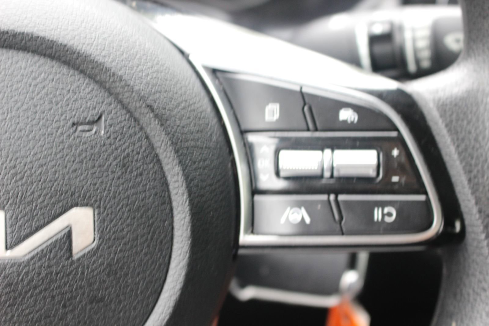 Certified 2024 Kia Forte LXS FWD image 19