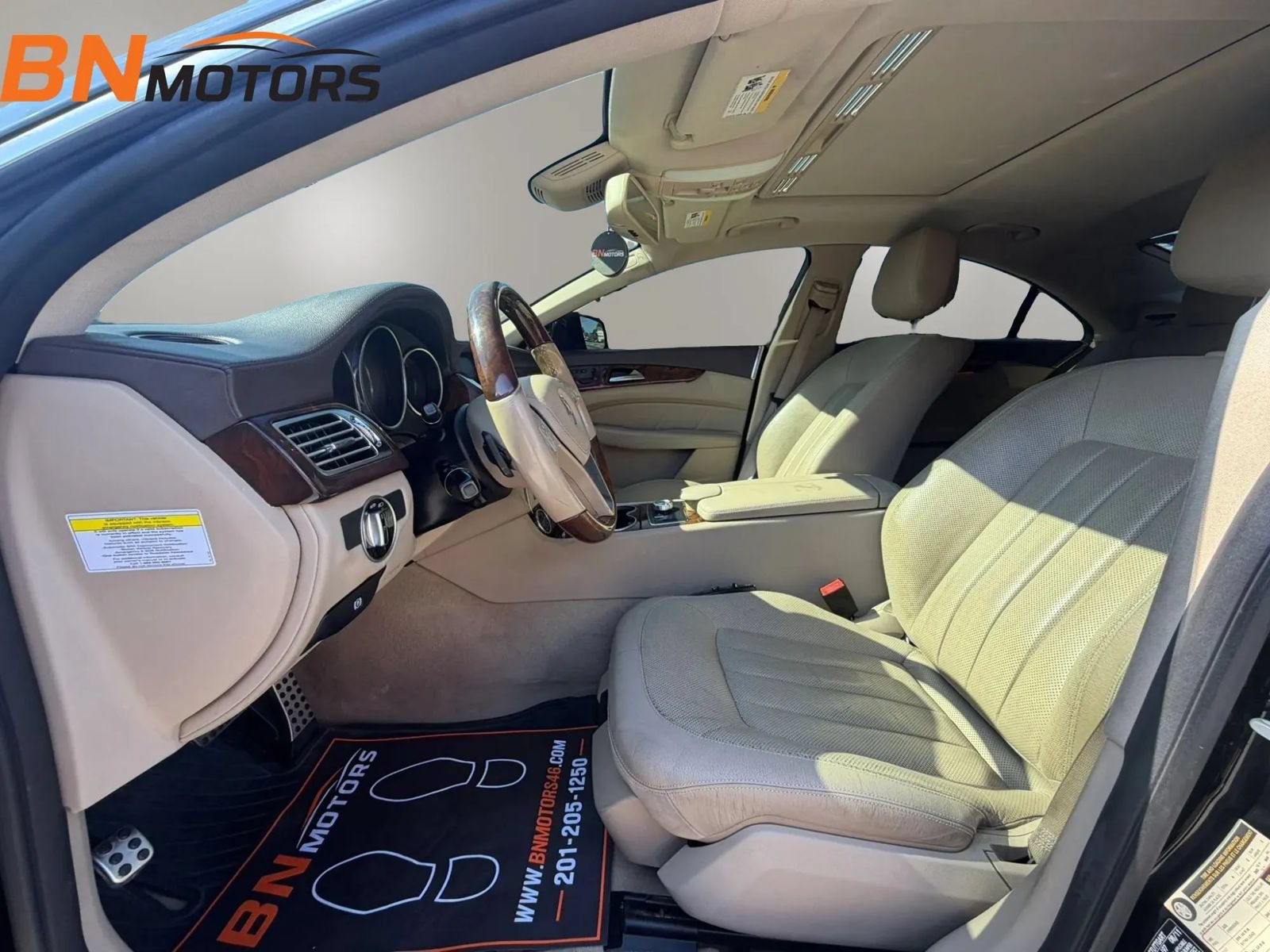 Used 2012 Mercedes-Benz CLS 550 4MATIC image 11