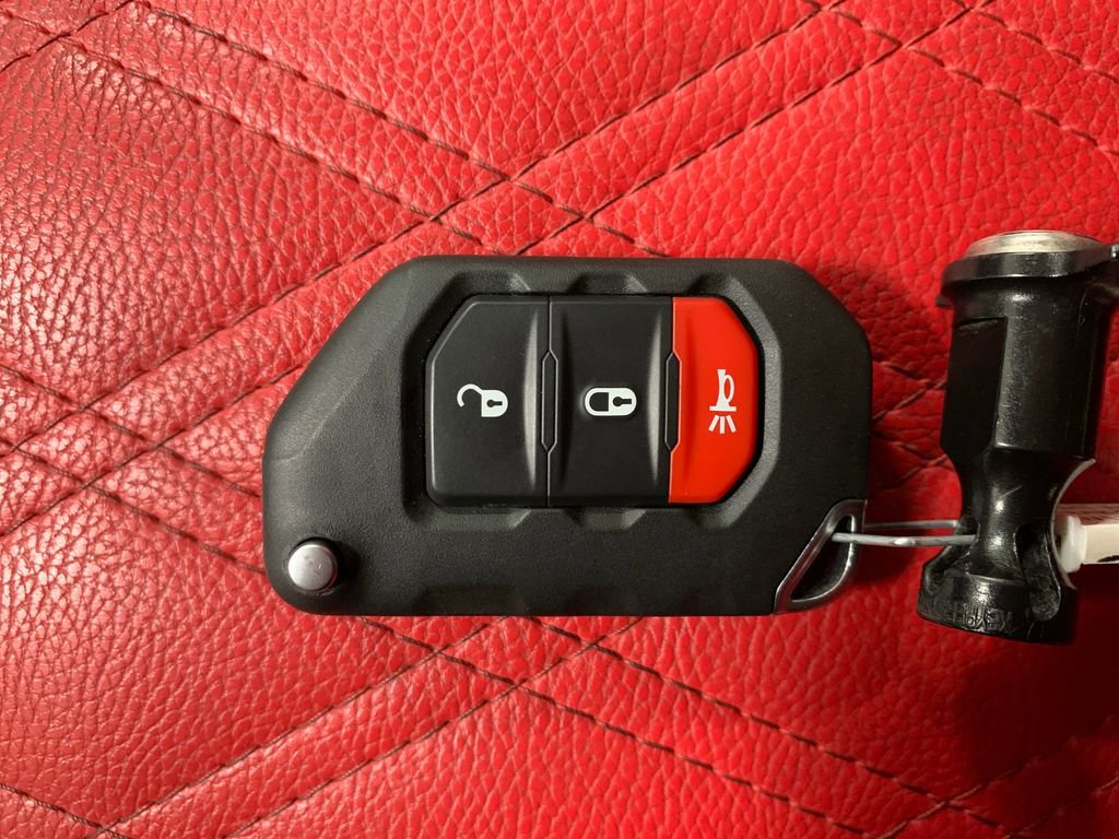 Used 2020 Jeep Wrangler Unlimited Sport S image 29