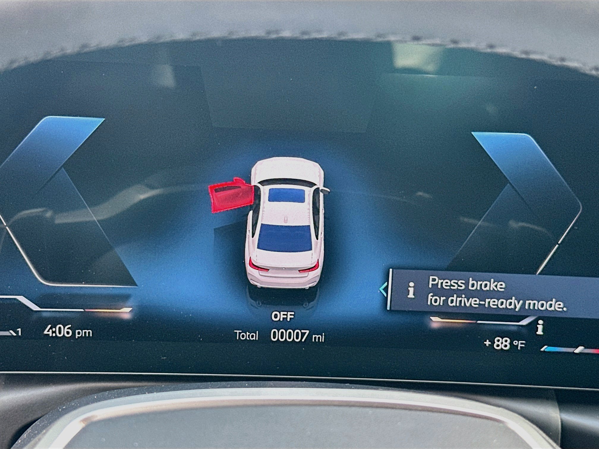 New 2026 BMW 330i Sedan w/ Convenience Package RWD image 10