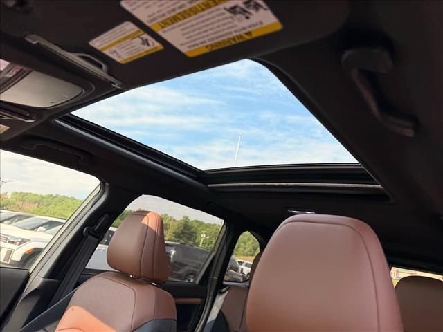 Used 2025 Subaru Forester Touring AWD/4WD image 16