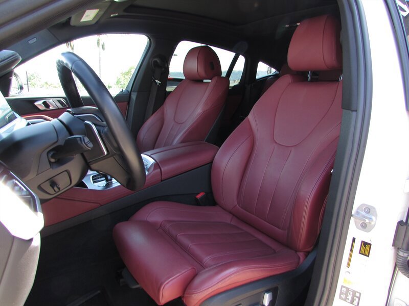 Used 2022 BMW X6 xDrive40i w/ Premium Package AWD/4WD image 11